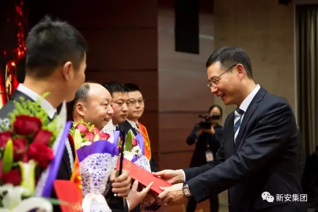 1485393466270059JGx2.jpg 640.webp (15).jpg