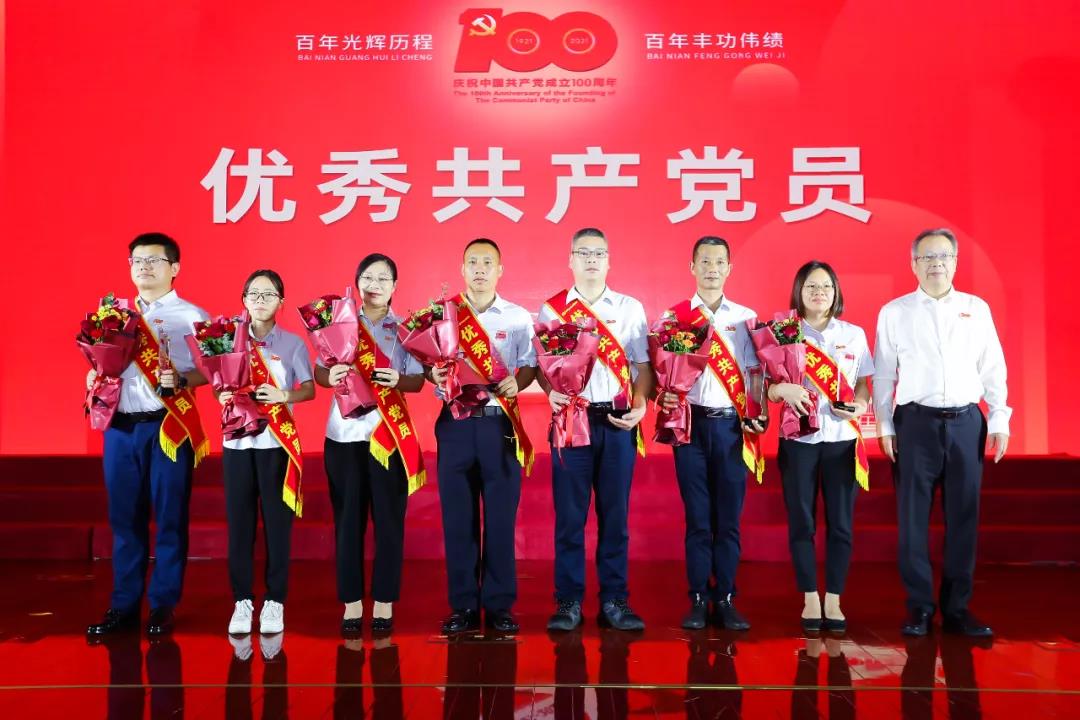 1625134207782908auZA.jpg 1625134207782908auZA.jpg